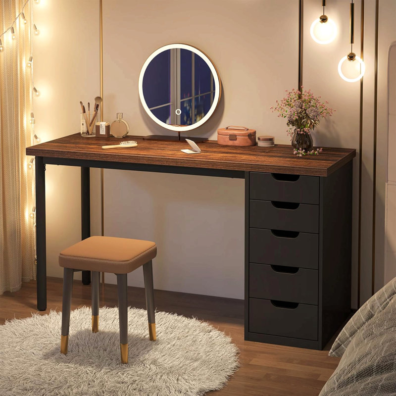 Bureau d'ordinateur 47 po avec 5 tiroirs et armoire réversible, bureau rustique brun et noir avec rangement, table d'écriture moderne pour petits espaces