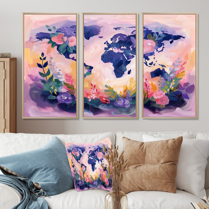 Carte mauve rose du monde «Blooms I» - ensemble d'art mural carte du monde, Toile naturelle avec cadre flottant