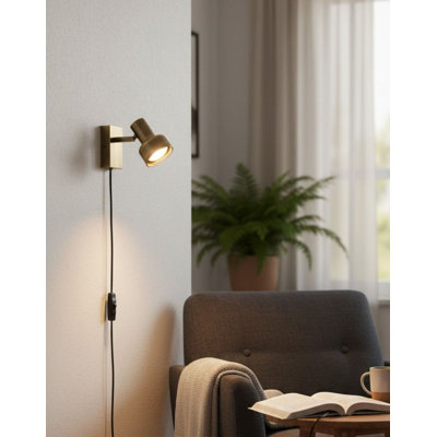 Plug-in Armed Sconce