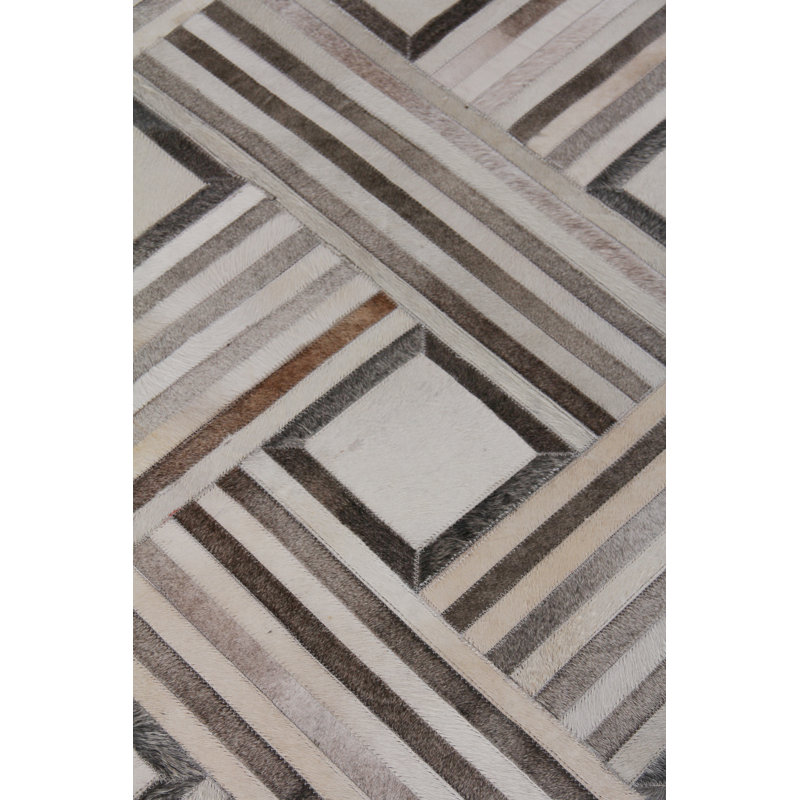 Natural Hide Cowhide Geometric Area Rug, Rectangle 5' x 8'