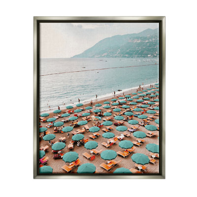 "Beach Umbrellas Coastal Holiday", art mural sur toile par Krista Broadway