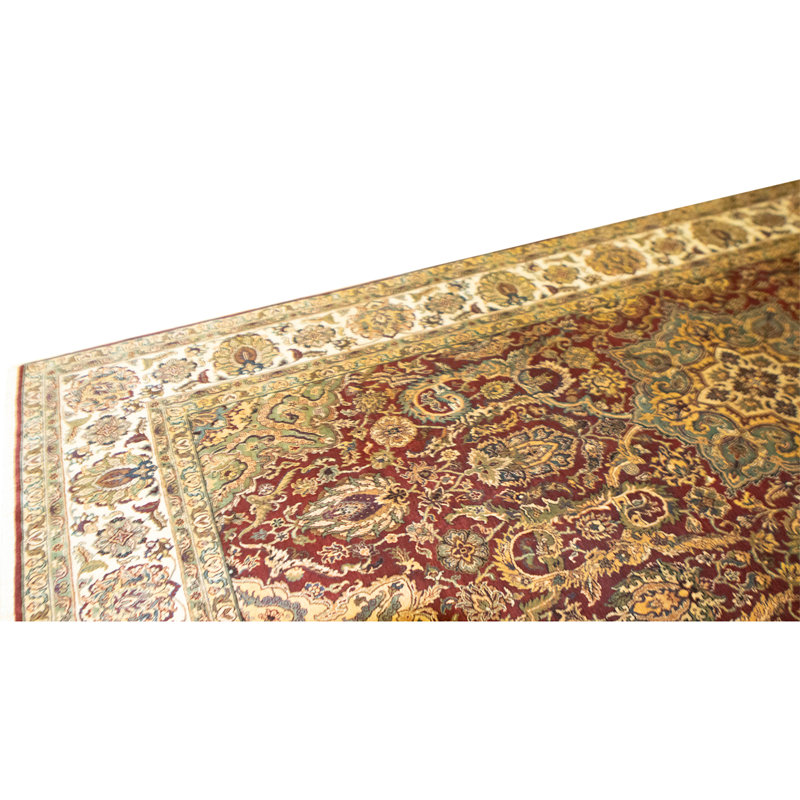 Tapis rouge et crème noué à la main de haute qualité