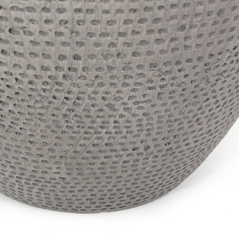 Table d'appoint en béton