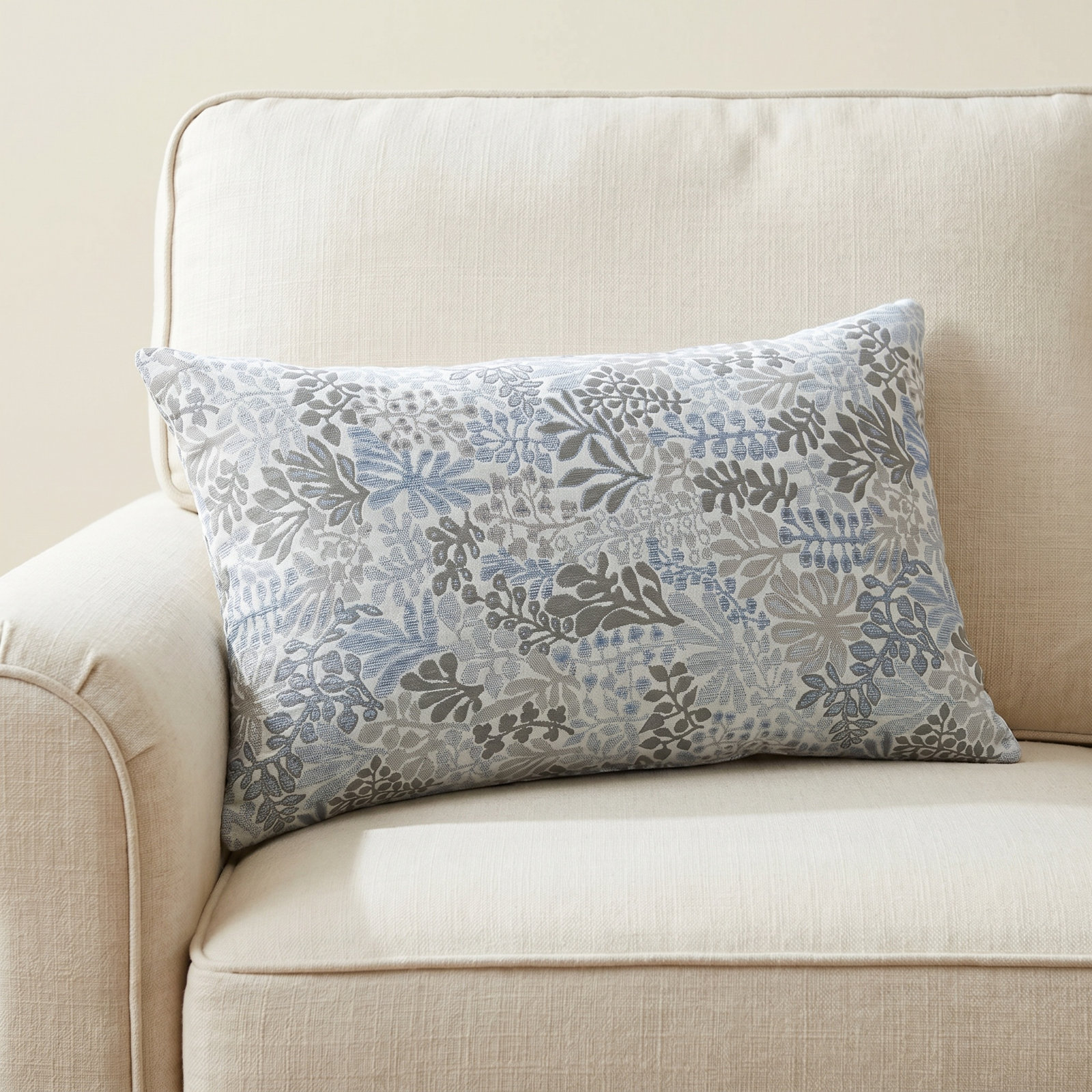 Edan Pillow