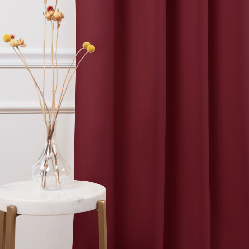 Panneau de rideau simple occultant en polyester Alysheeya, Bourgogne, L 52 po x L 96 po