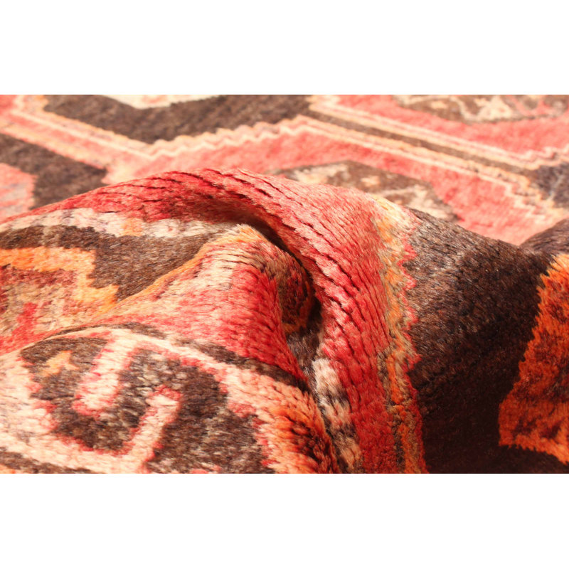 Tapis rouge rétro Melis 4 pi 5 po x 8 pi 8 po
