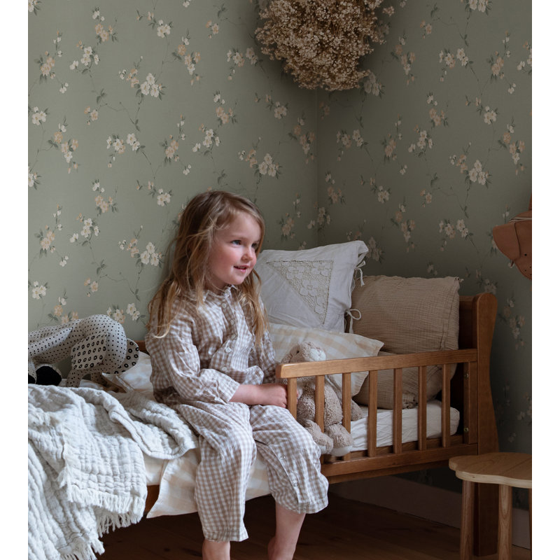 Villa Dalaro 2 Floral Wallpaper Roll, Sage Green