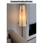 Lampe sur pied de style Mid-Century avec structure en quincaillerie, tissu et éléments en PVC