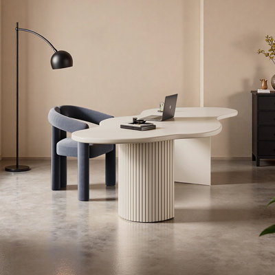 Bureau de construction en bois massif
