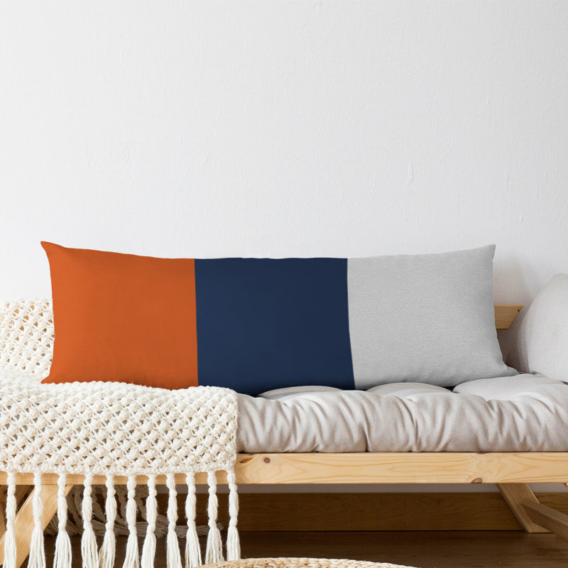 Oreiller de corps en polyester / polyester Arizona Football Stripes, Orange / milieu bleu marine, Adairsville