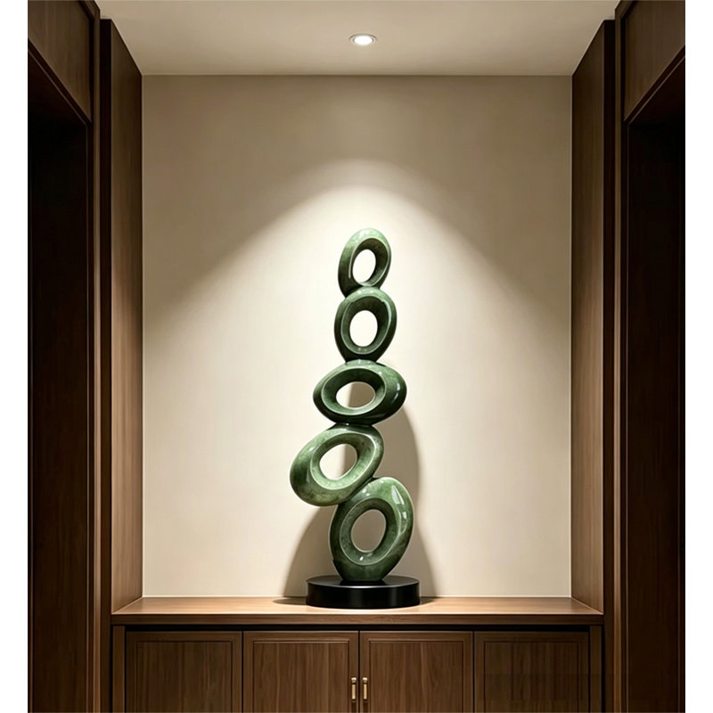 Sculpture moderne en résine abstraite verte empilée