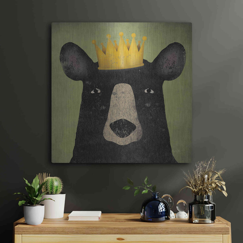«The Black Bear With Crown» par Ryan Fowler, H 24 po x l 24 po