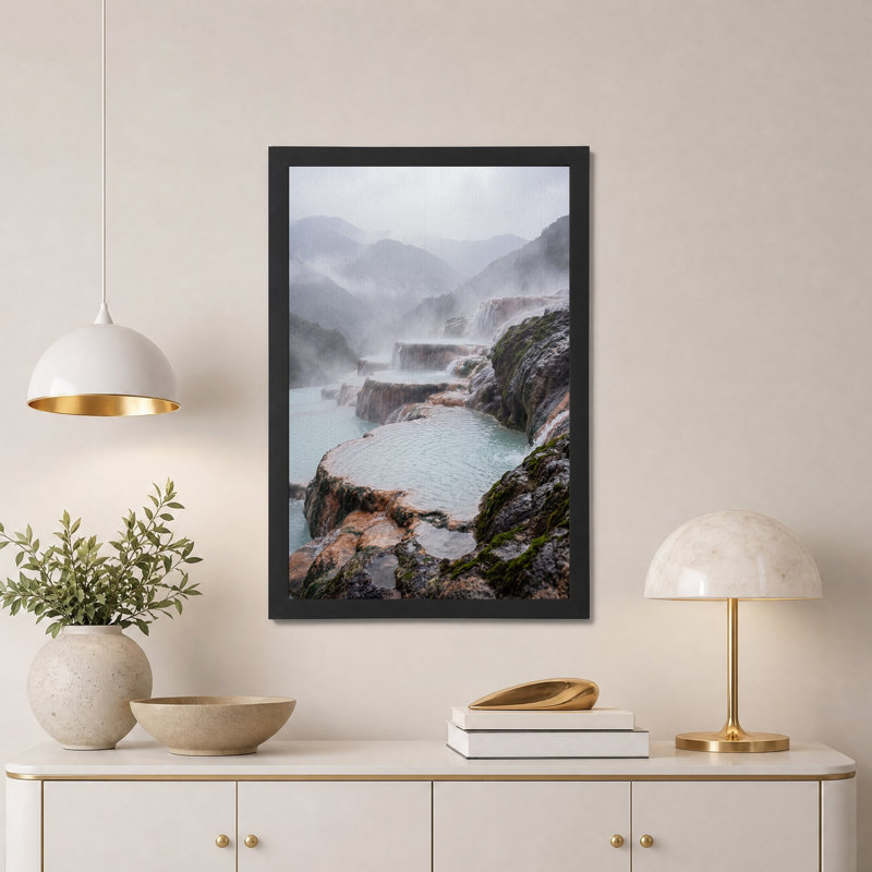 Art mural sur toile Misty Mountains, H 24 po x l 16 po