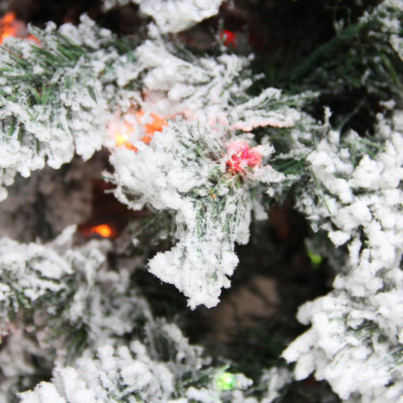 Arbre de Noël artificiel pin pré-éclairé avec lumières multicolores, H 7,5 pi