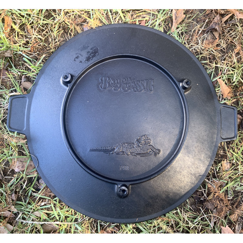 Bayou Classic 12 Quarts Cast Iron