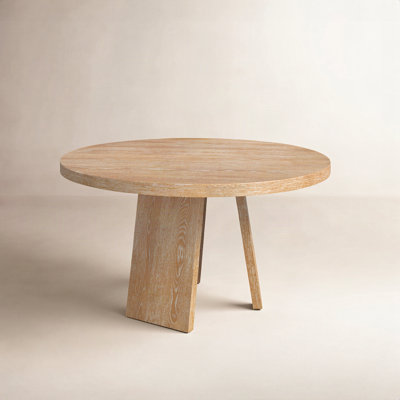 Mattelynn 54'' Round Dining Table