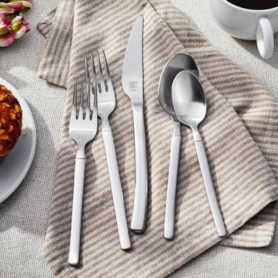 Opus 45 Piece Flatware Set Polished