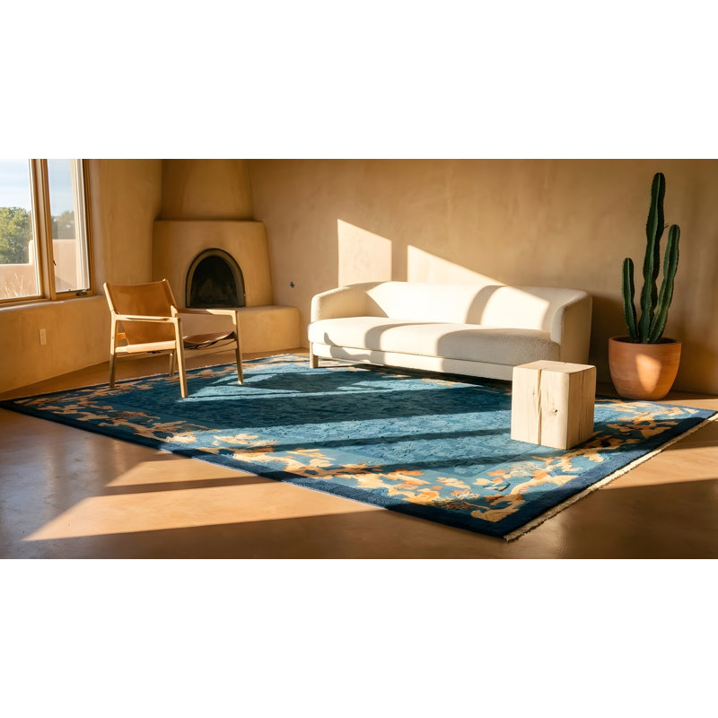 Tapis bleu antique en laine antique