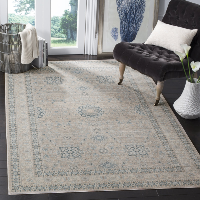 Borchardt Oriental Hand Woven Area Rug, Rectangle 201 x 279 cm