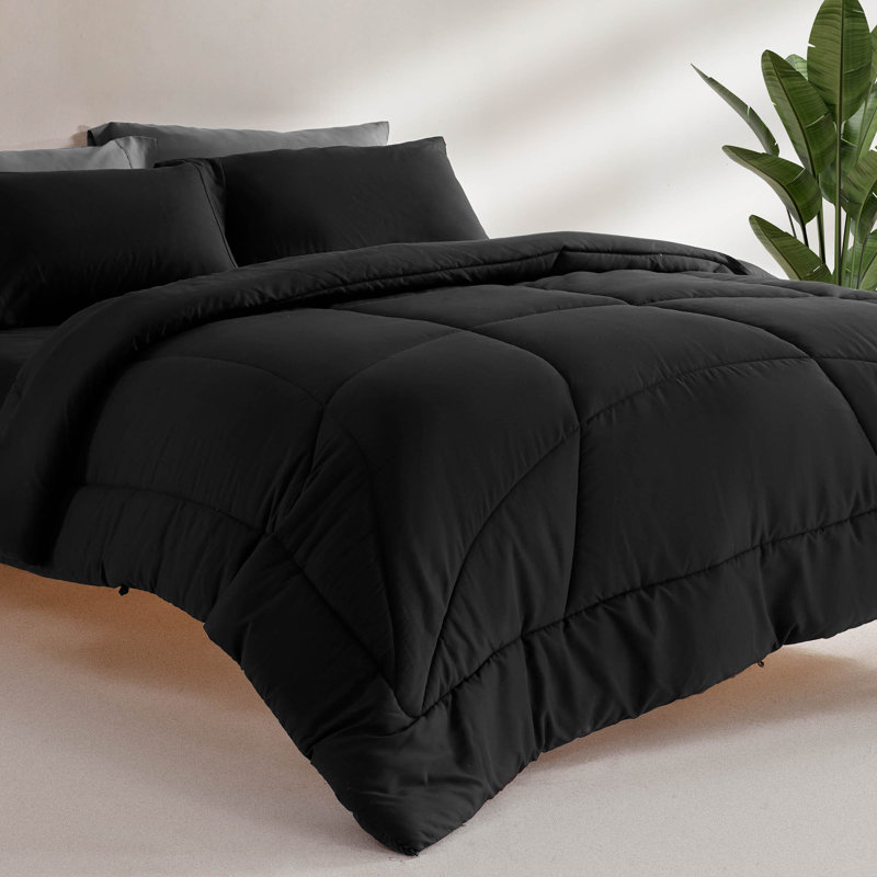 Down Alternative Solid Quilted Comforter, Twin Comforter, Black