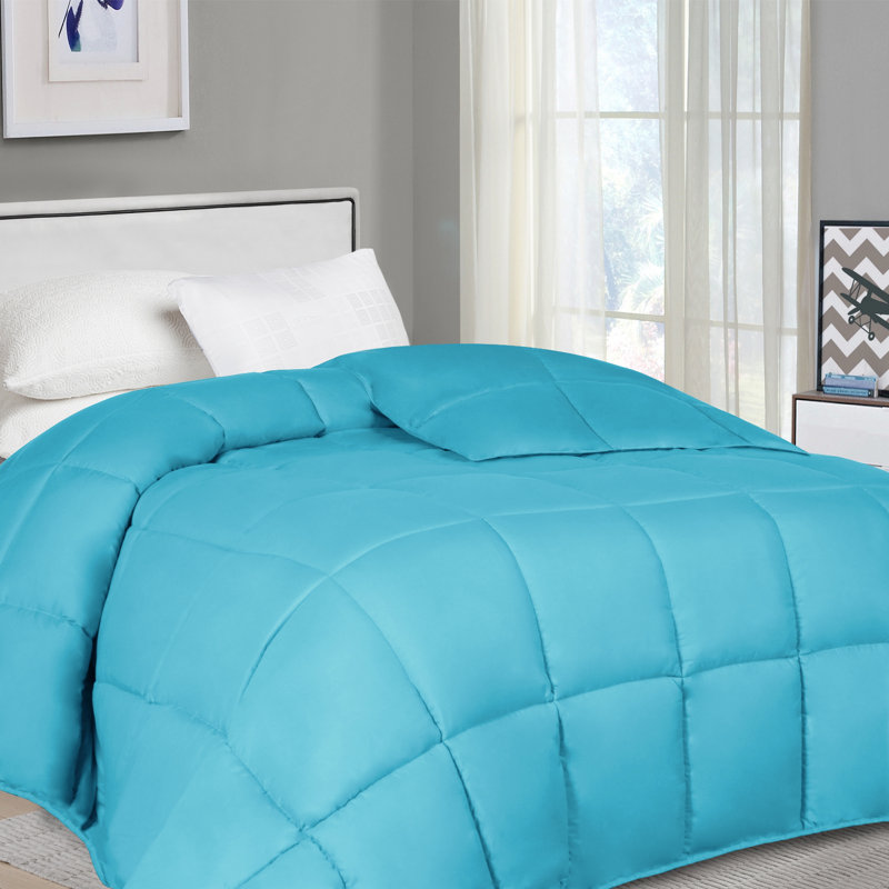 Winter Blue Full Reversible Down Alternative Comforter Set