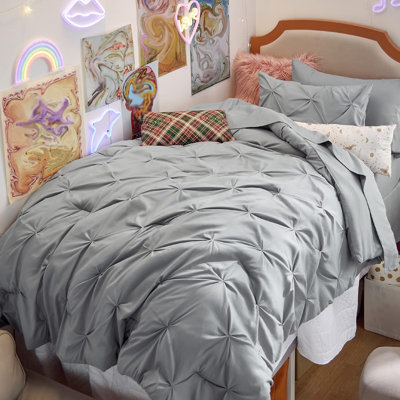 Bedsure Queen Pintuck Bed-in-a-Bag- Beige Pinch Pleat Comforter with Sheets, Pillowcases & Shams