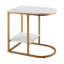 Table d'appoint à 2 niveaux en forme de C avec plateau en faux marbre et structure en acier doré