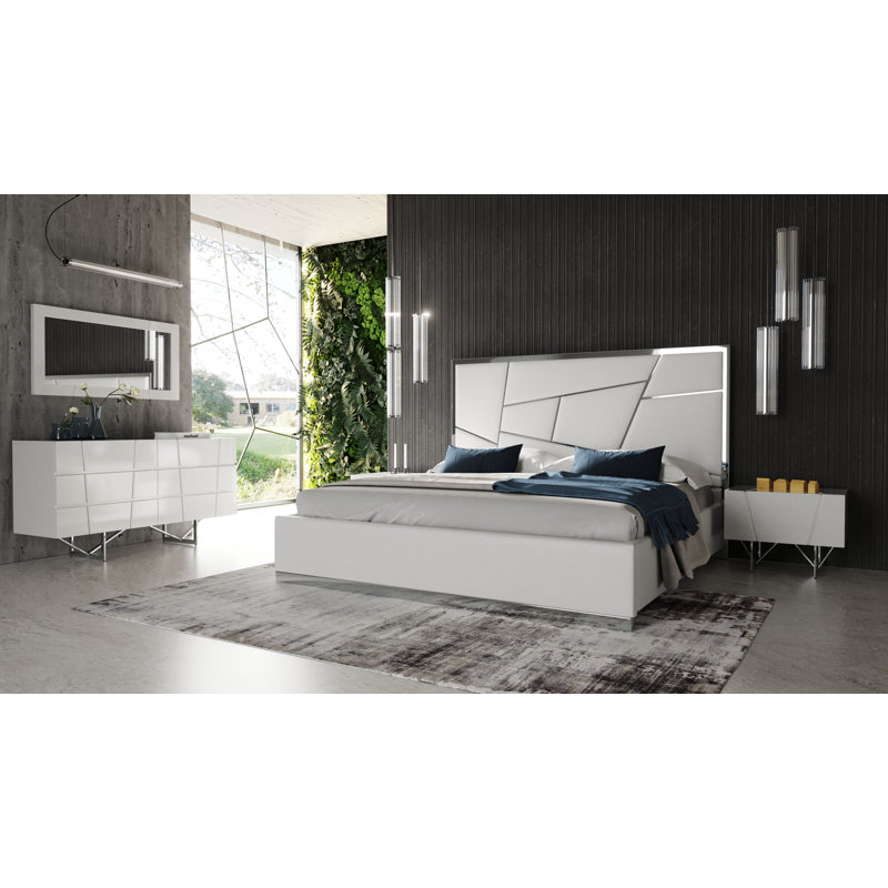 Giaan Modern White Bonded Leather Bedroom Set, Queen