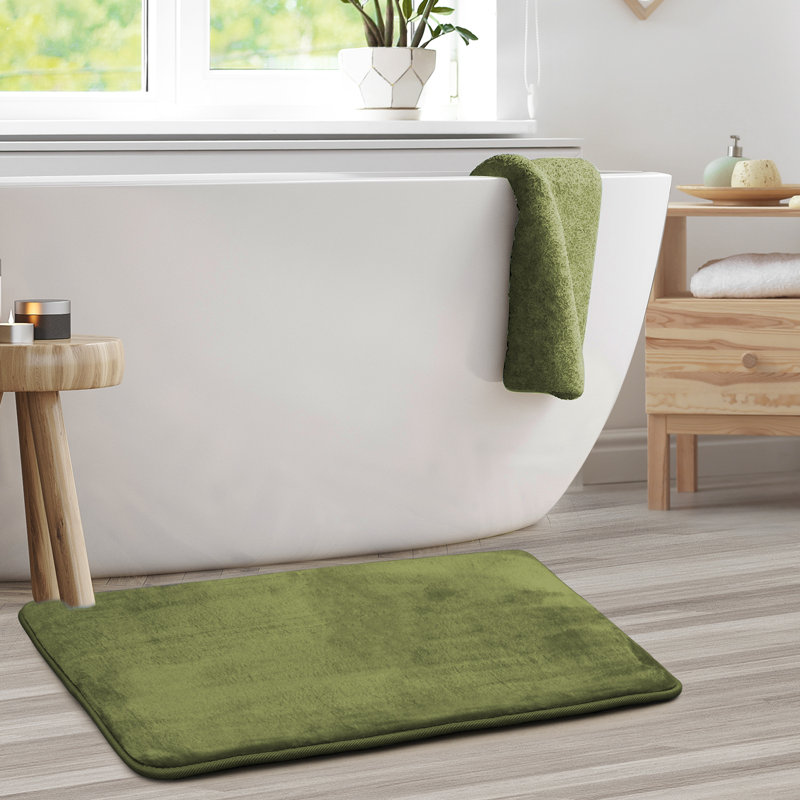 Tapis de bain en mousse viscoélastique ultra-doux avec envers antidérapant en PVC, Sauge vert olive, Petit: L 24 po x l 17 po