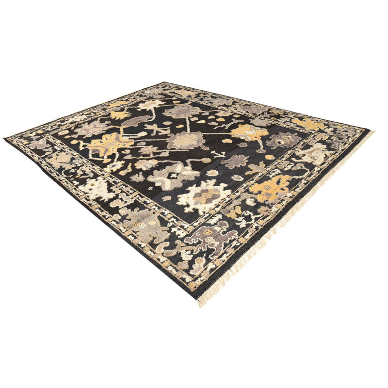 Jose Black Rug