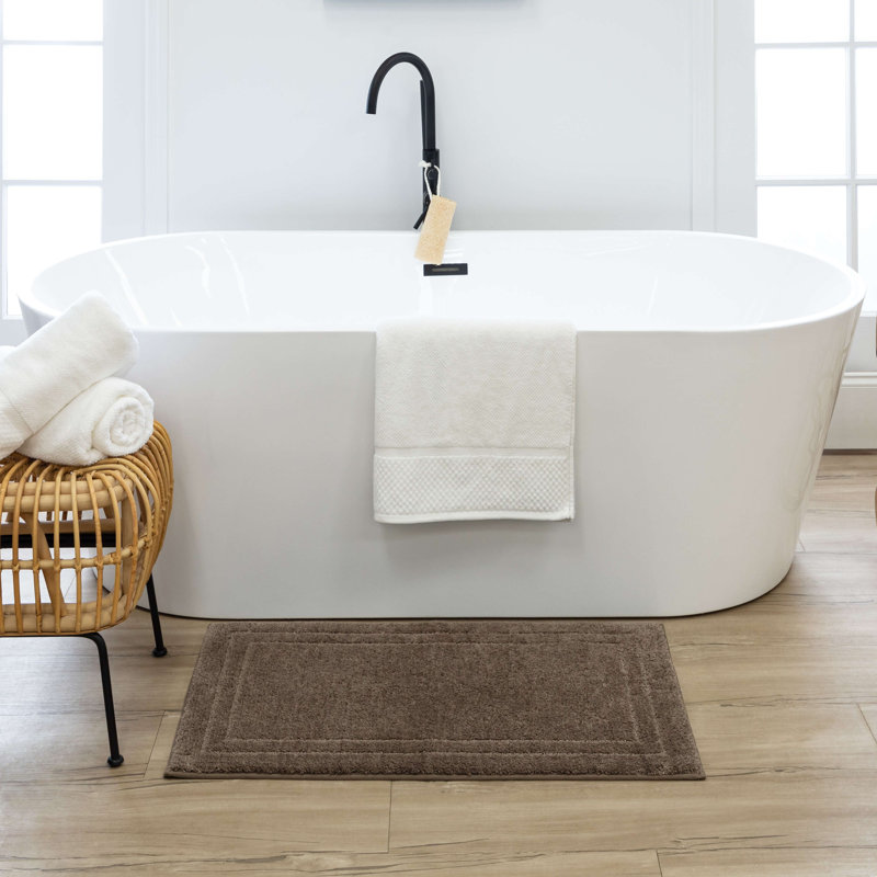 Diplomat Solid Polyester Machine Washable Knitted Bath Mat, 24" W x 40" L, Walnut