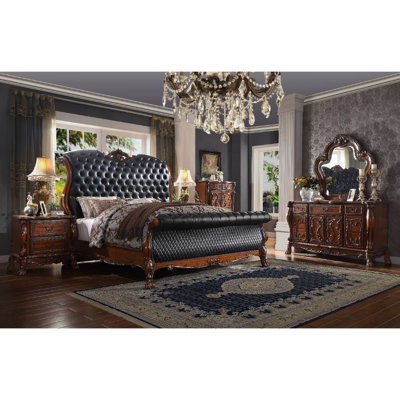 Sophie Tufted Upholstered Sleigh Bed