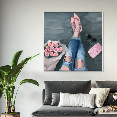 «Fashion and Glam Waiting For You Shoes and Bouquet» par Oliver Gal, impression sur toile