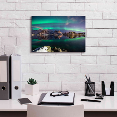 «Northern Light Aurora Borealis» par Epic Portfolio, estampe numérique sur toile