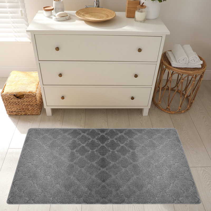Geometric Synthetic Non-Skid Kitchen Mat, Rectangle 2'8" x 5'4", Grey