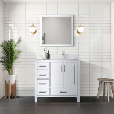 Ensemble de meuble-lavabo, ensemble de robinet et robinet de 34 po Miroirs, portes et tiroirs