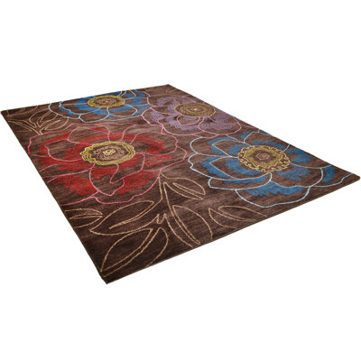 Lindahl Floral Hand Woven Area Rug