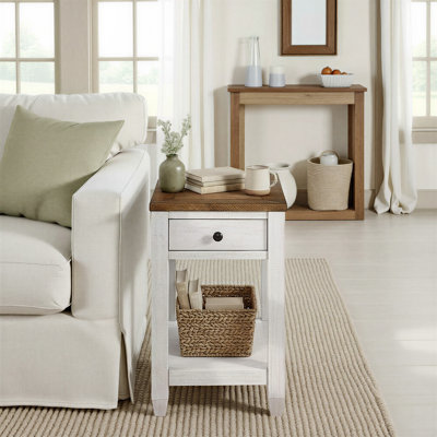 Sarcoline Solid Wood Chairside End Table With Charging Station