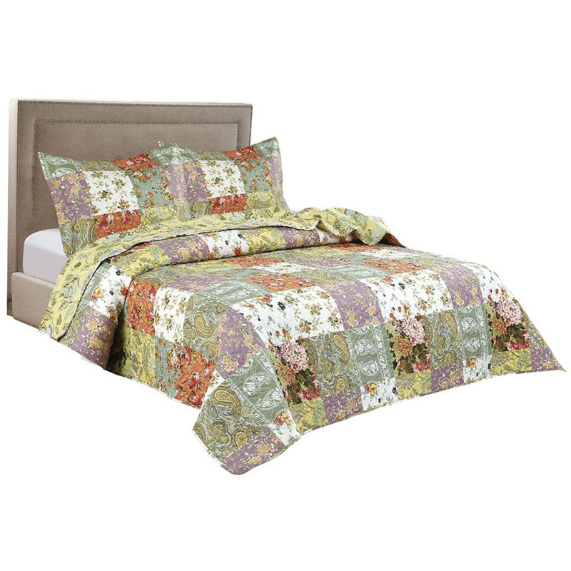 Arrow Polyester Floral Coverlet, Full/double