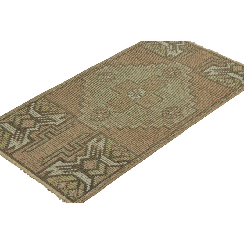 One-of-a-Kind 1'7x2'9 Hand Knotted Area Rug