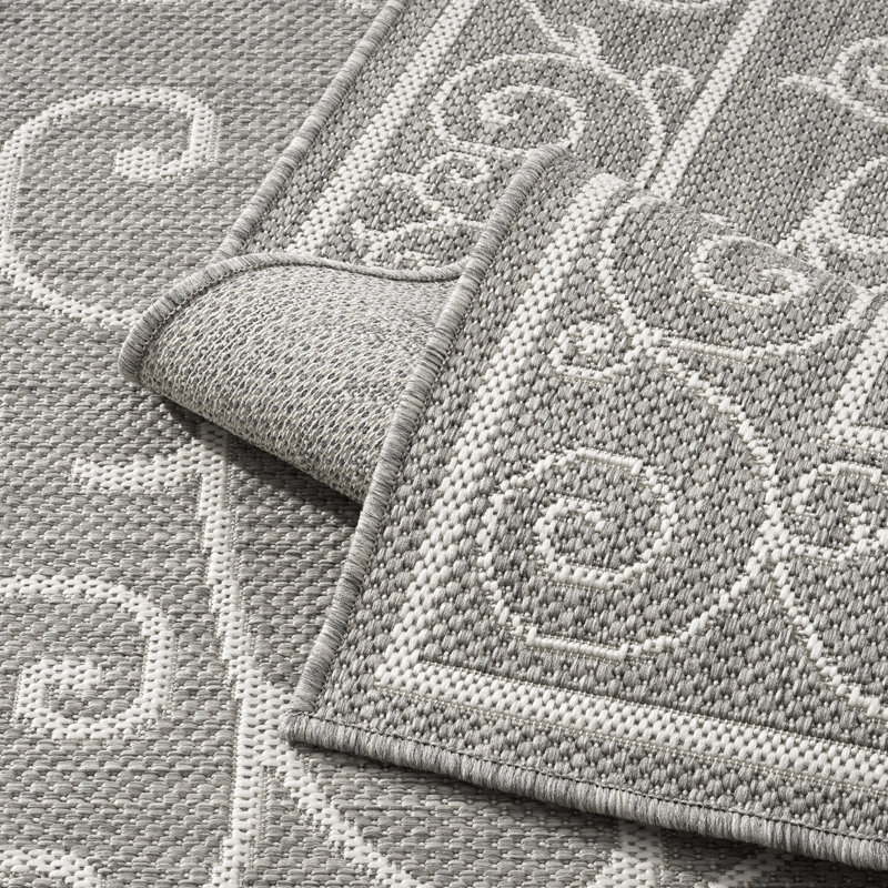 Traditional Floral Scrollwork Indoor / Outdoor Area Rug, Rectangle 8' x 10', Gray/White