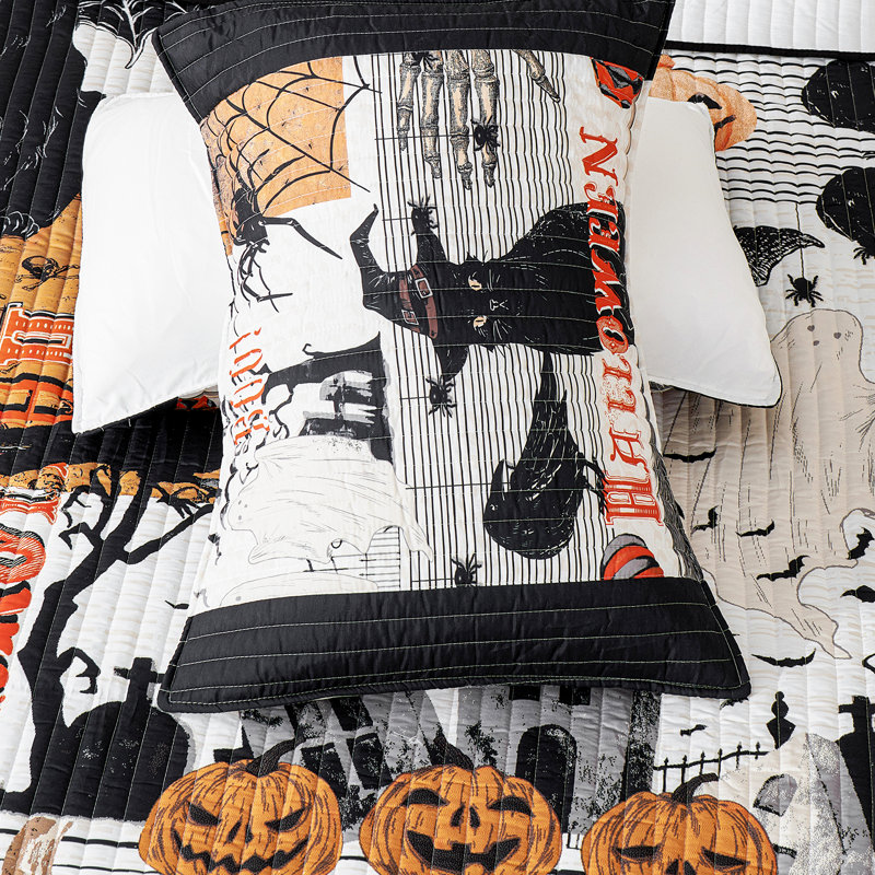 3 Piece 104"x90" Halloween Quilt Set Bedspread Set, Halloween Themed Reversible Bedding Set, Queen Quilt + 2 Standard Shams