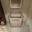Base de meuble-lavabo autoportant 24 po avec porte à fermeture douce-470952238