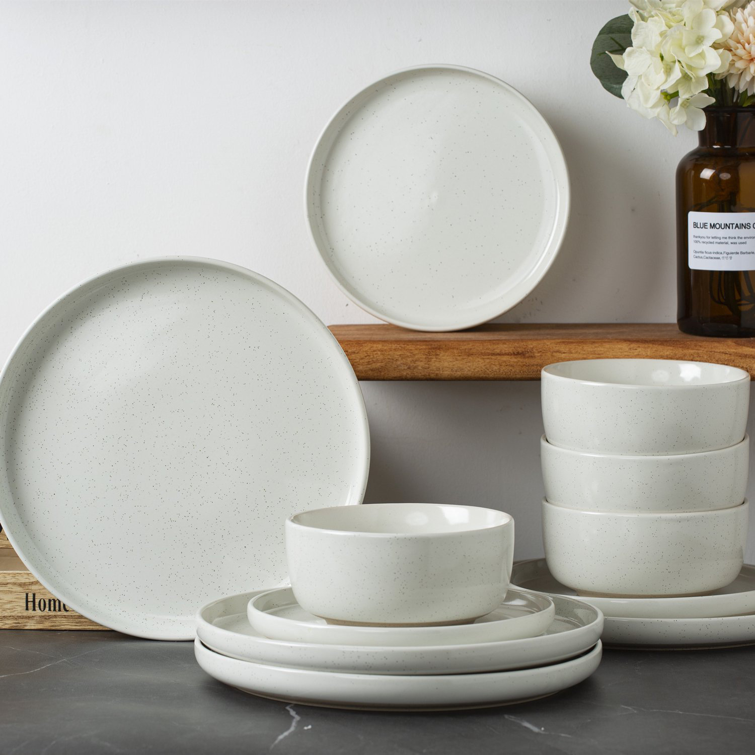 Basics 18-Piece Kitchen Dinnerware Set, Plates, Dishes,  Bowls, Service for 6 - White: Dinnerware Sets