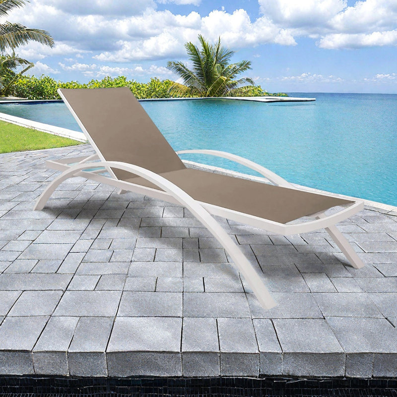 Outdoor leisure courtyard garden lounge chair, Brown