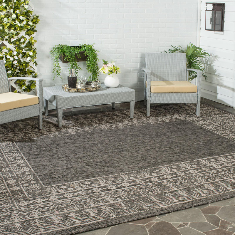 Mccoy Hooked Black/Beige Indoor/Outdoor Rug, Rectangle 160 x 231 cm