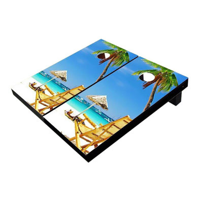 Chaise de plage 2 'x 3' près des planches de cornhole