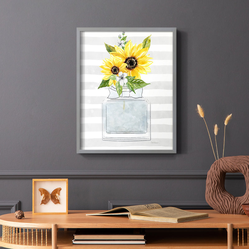 «Sunflower Perfume II», reproduction encadrée - bois massif, Gris, H 10 po x l 8 po
