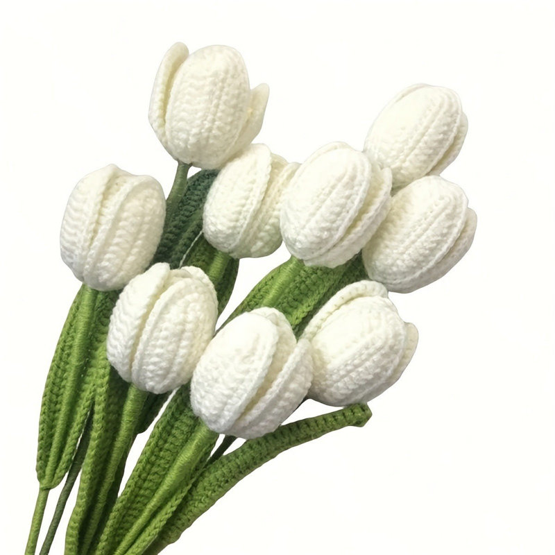 Bouquet de tulipes au crochet, Blanc