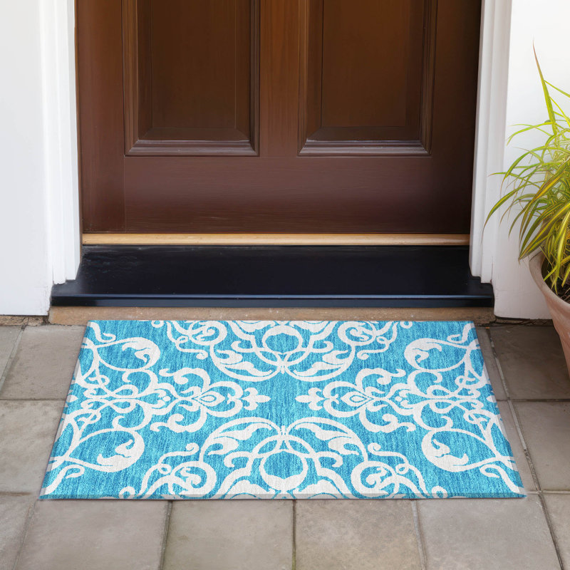 Tapis intérieur / extérieur en polyester tissé à la machine Chayden, Rectangle 1 pi 8 po x 2 pi 6 po